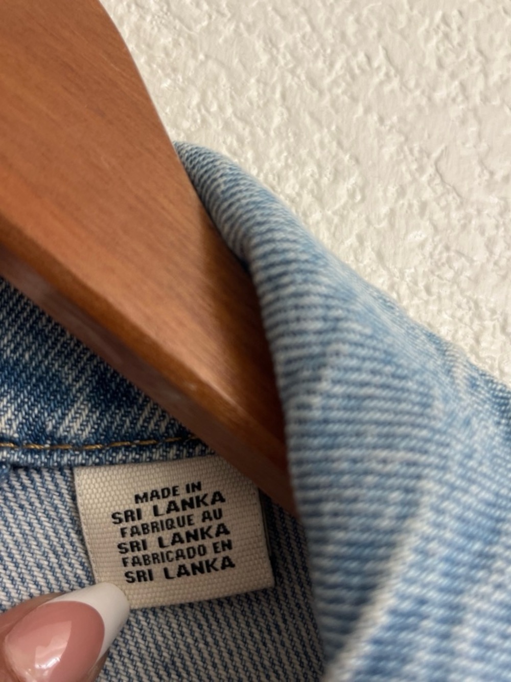 Levi's Light Blue Denim Jean Jacket - Picture 5 of 5